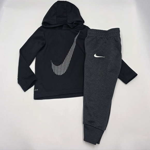Nike boys' Dri-Fit thermal and pants size 2T - Picture 1 of 8